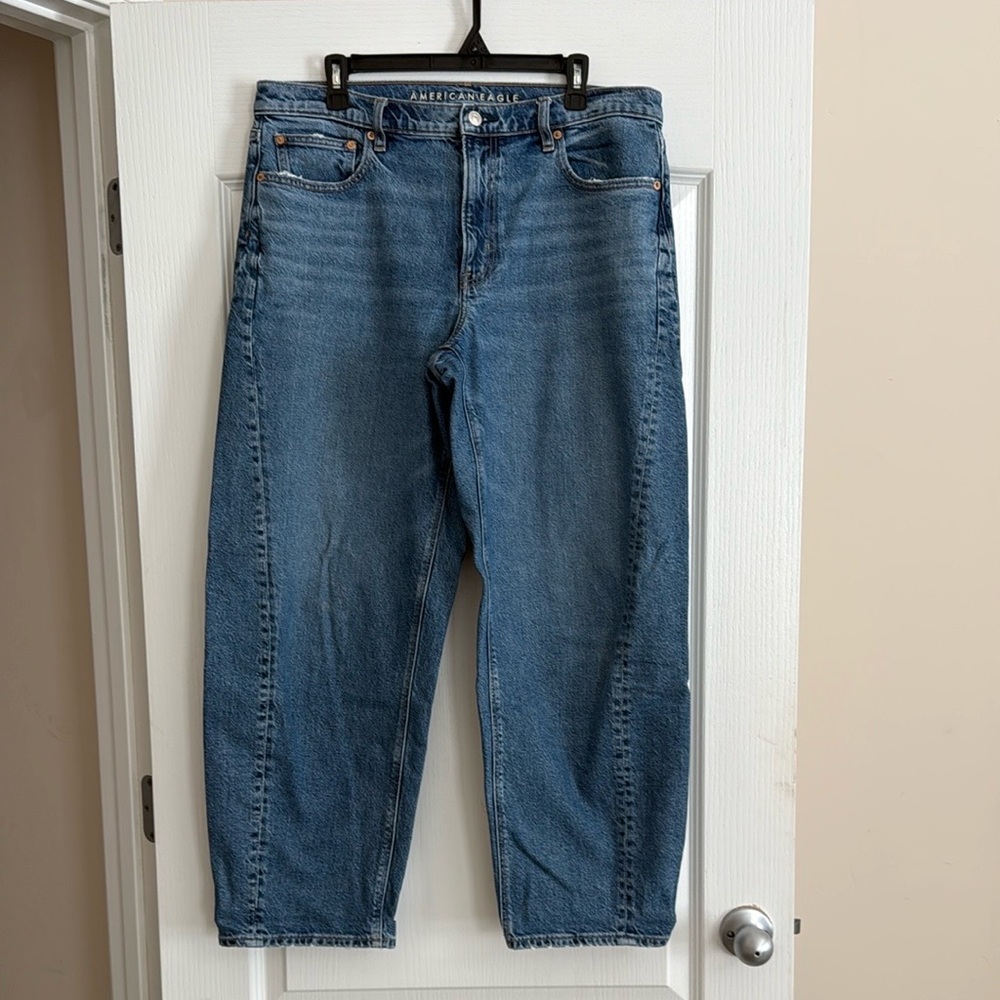 American Eagle Mid Blue Barrel Jeans
